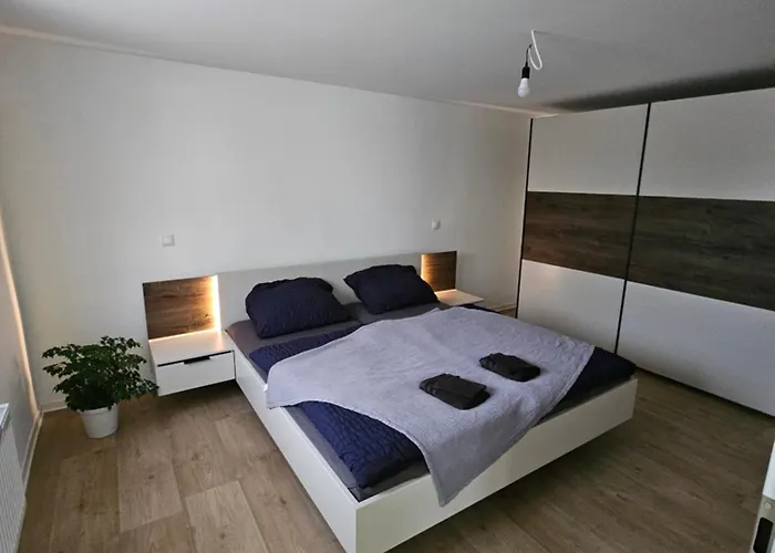 Apartamento Unterkunft Apartment *